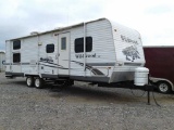 2006 Wild Wood LE 30' T/A Travel Trailer