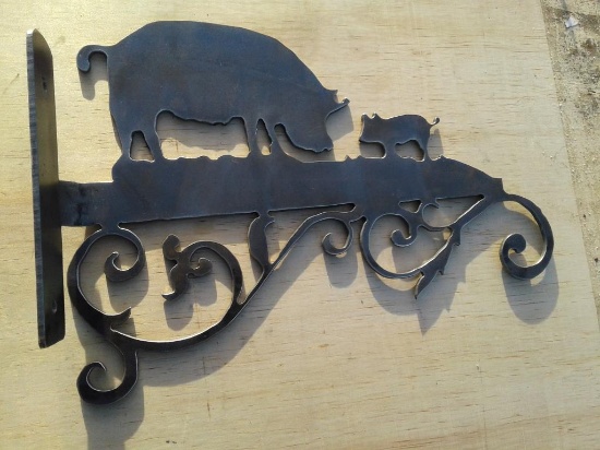 Pig Metal Plant Hanger