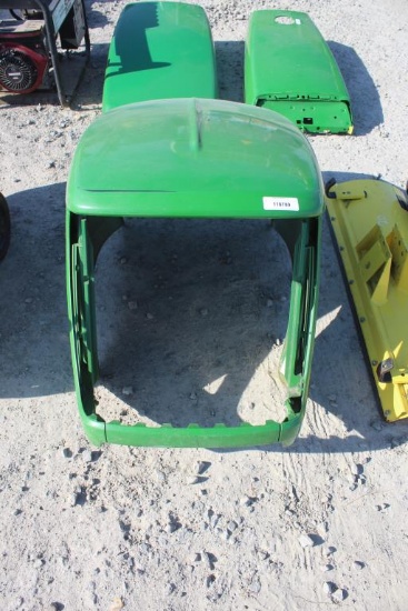 John Deere 4120 Hood