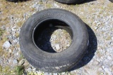 (1) 265/70R17 Tire
