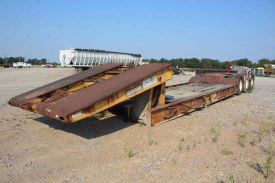 Hyster Tri/A Folding Neck Lowboy