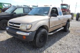 2000 Toyota Tacoma Extended Cab Pickup