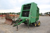 John Deere 435 Pull Type Round Hay Baler