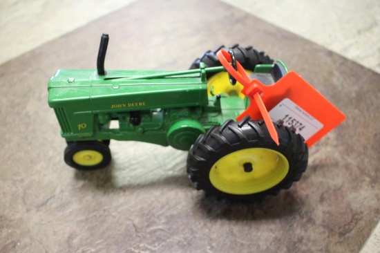 John Deere 10 Toy Tractor