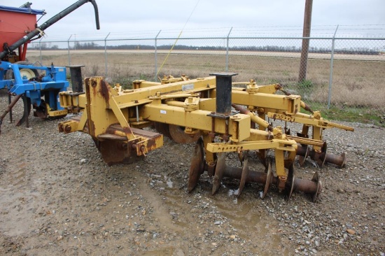 Prime Tandem 3pt Tapered Levee Plow