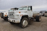 1991 Ford 800 S/A Daycab Truck