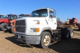 1996 Ford L9000 T/A Daycab Truck