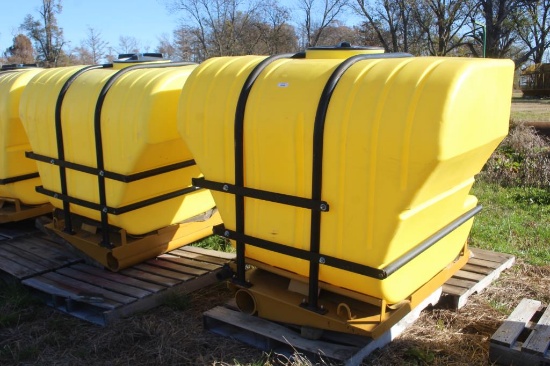 (2) 500 Gallon Side Mount Tanks w/ Racks