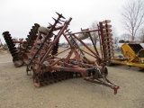 Case IH 480 28' Pull Type Disk