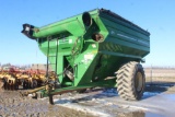 J&M 875 Pull Type Grain Cart