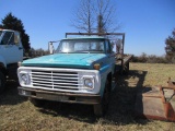 1971 Ford F600 S/A Flatbed Truck