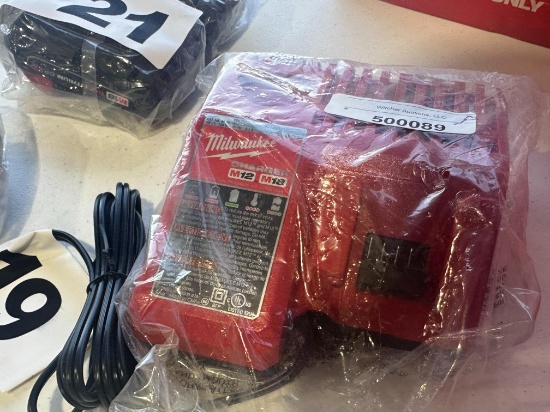 Milwaukee M12/M18 Charger