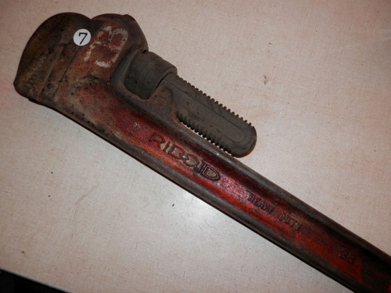 ridgid pipe wrench 36"