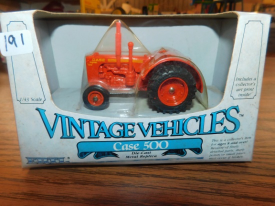 VINTAGE VEHICLES CASE 500 TRACTOR 1/43 W/ BOX