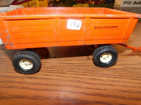 ALLIS CHALMERS WAGON