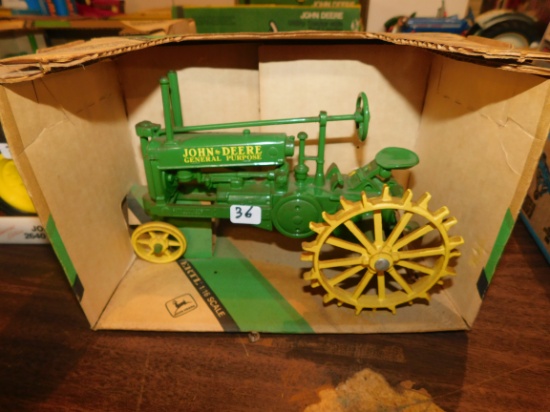 ERTL 1934 JOHN DEERE MODEL A TRACTOR 1/16 W/ BOX (50 ANNIVERSARY CONINIEMORATICE EDITION