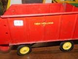 NEW HOLLAND WAGON MISSING AUGER (SPERRY RAND