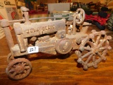 JD CAST IRON TRACTOR