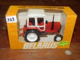 BELARUS TRACTOR 1/34 W/ BOX