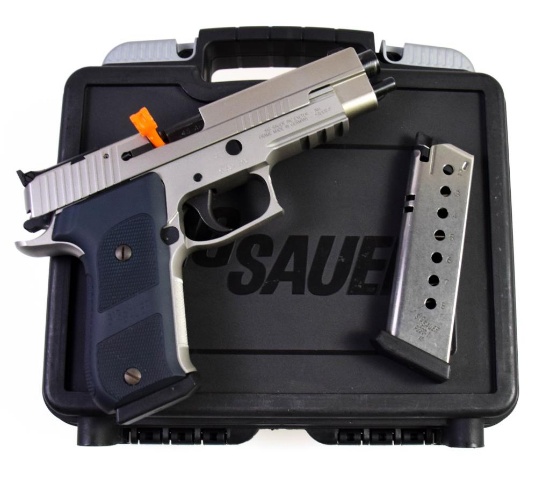 Sig Sauer  P220 Match Elite .45 ACP