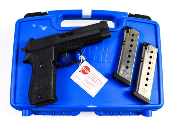 Sig Sauer  P220R .45 ACP