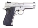 S&W - Model 4046 - .40 S&W