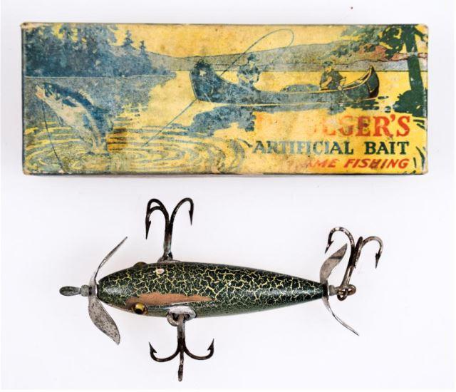 Vintage Fishing Collectible Lure - Pflueger Scoop Wood Plug Minnow