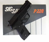 Sig Sauer/Sigarms - P228 - 9mm Para