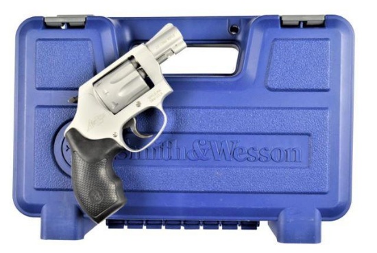 Smith & Wesson - Model 317-2 - .22 lr