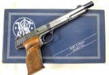 Smith & Wesson - Model 41 - .22 lr