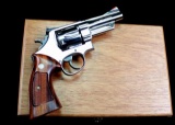 Smith & Wesson - Model 28-2 - .357 Magnum