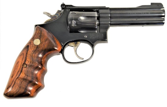 Smith & Wesson - Mod. 17-6 - .22 lr