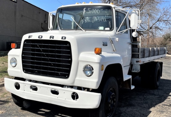 1980 Ford 800 dump truck, mdl UO2S