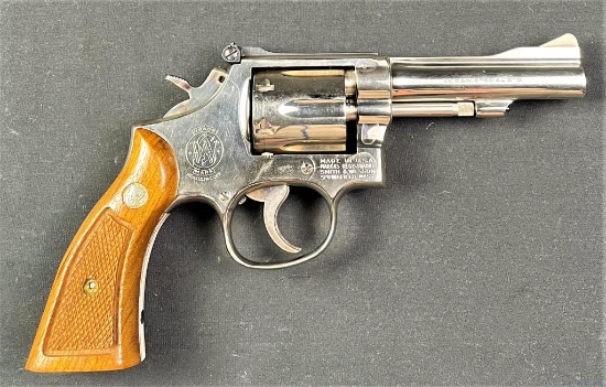 Smith & Wesson - Model 15-3 - .38 S&W Spl.