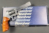 Smith & Wesson - Model 617 - .22 L.R.