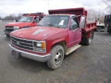 1990 CHEVROLET GMT 400 W/ 8 1/2' DUMP Year: 1990 Make: CHEVROLET Model: GMT