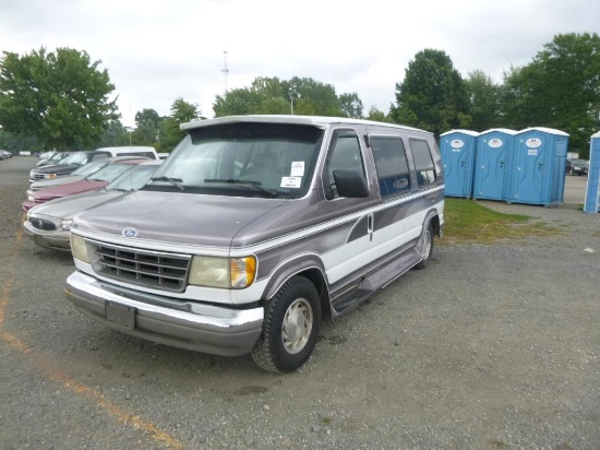 1995 FORD ECONOLINE PASSENGER VAN Year: 1995 Make: FORD Model: ECONOLINE PA