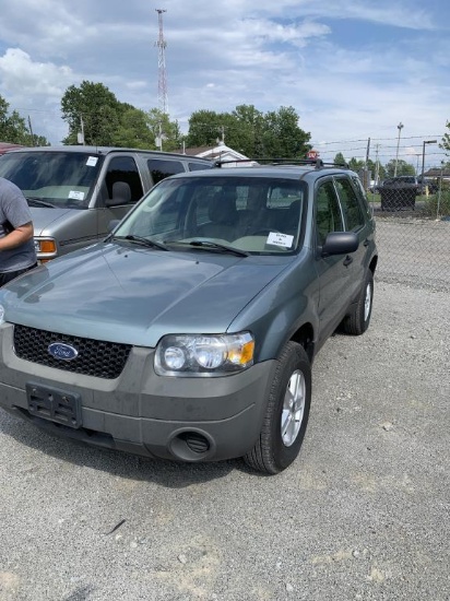 2005 Ford Escape XLS Year: 2005 Make: Ford Model: Escape Engine: I4, 2.3L C