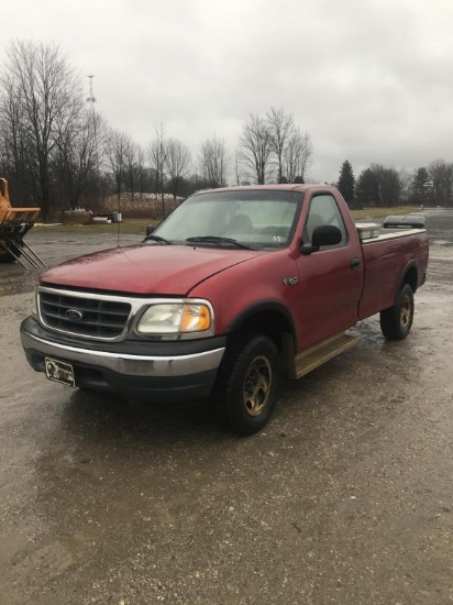 2001 Ford F-150 4X4 2001 Ford F-150 XL 4X4 V6, 4.2L Condition: ENGINE RUNS/