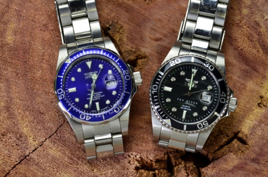 ITEM 5F: LOT OF 2 MID-SIZE INVICTA PRODIVER WATCH