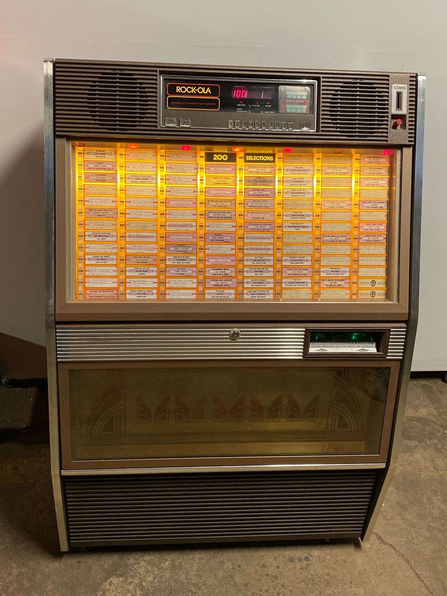 ROCK-OLA Jukebox, Model 494-2, Serial 49171 | Proxibid ROCK-OLA Jukebox, Model 494-2, Serial 49171 | Proxibid