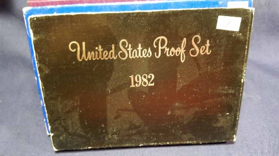 1982  Proof Set