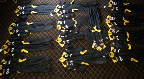 (12) "dragon Race Gear" Yellow & Black, Youth Size, Medium, Used, Go Kart Racing Suits