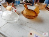 3 glass Hens on a Nest