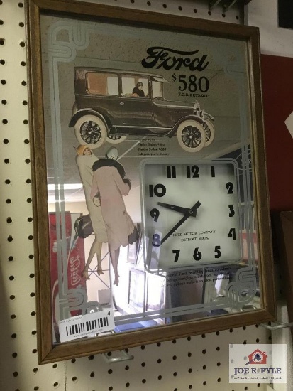 Ford Motor CC Detroit, MI Advertisement Clock (17"x13")
