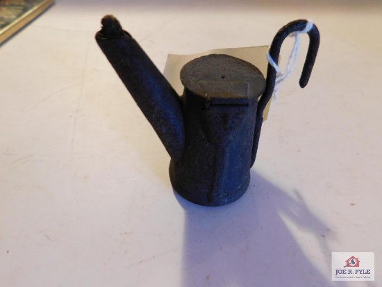 Small miners oil lamp