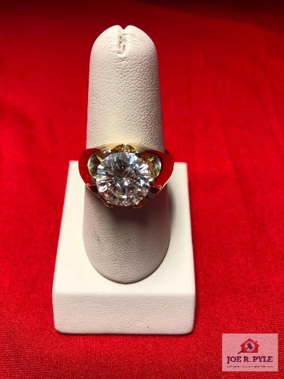 6.4 carat Men's Diamond ring. Round Brilliant. Color M. Clarity I2. Cut Very Good. Polish Good.
