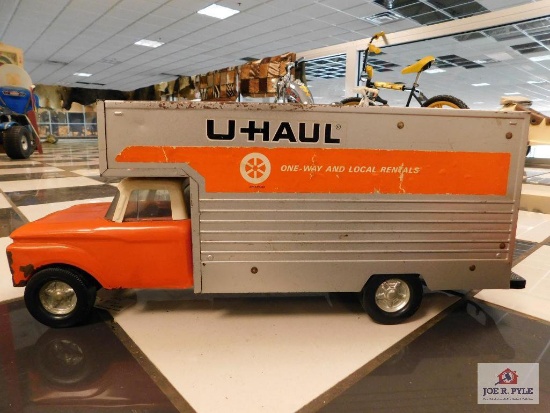 2 1974 Nylint U-Haul trucks w small trailers
