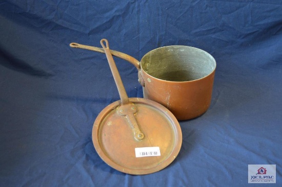 DH&M Co NY sauce pan w cover 9 " diameter