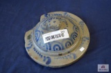 Freehand decorated lid w/chips 8